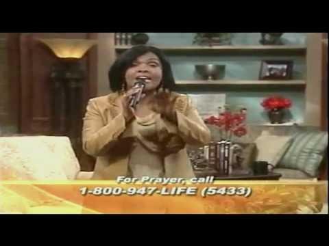 CeCe WinansquotPrayquotLive - OfficialCeCeWinans thumbnail