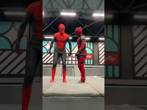 Spiderman VS Deadpoolshorts - Moscow Spider thumbnail