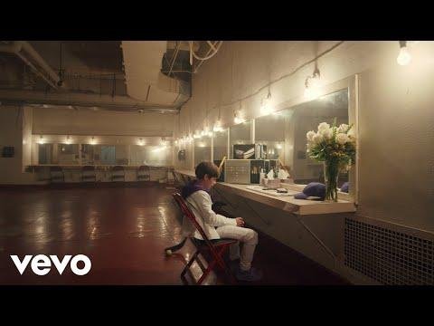 Justin Bieber amp benny blanco  Lonely Official Music Video - JustinBieberVEVO thumbnail