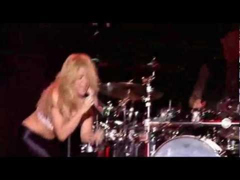 Shakira  Gordita Live from Paris  - Jennifer Kiss thumbnail