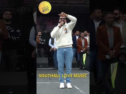 GARRY SANDHU  LIVE  quotHANGquot   garrysandhu - Southall Love Music thumbnail